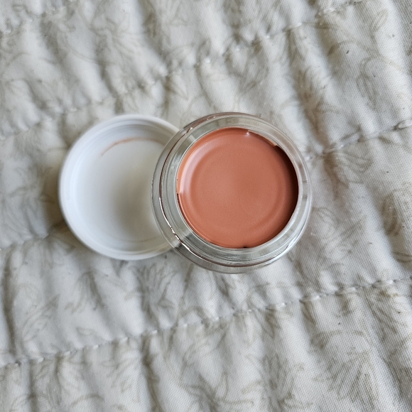 It. Cosmetics Glow with Confidence - Picture 4 of 4